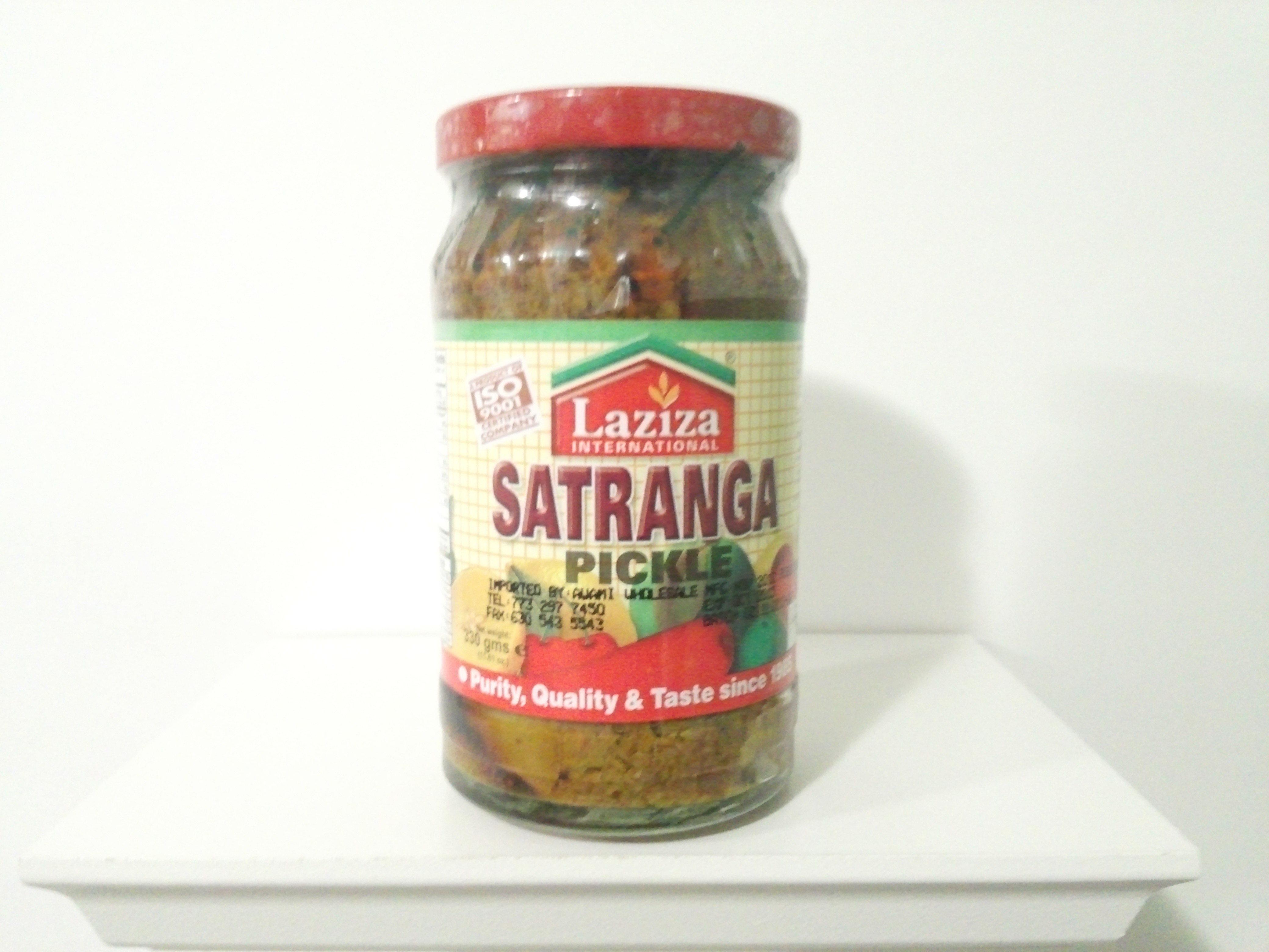 Laziza Satranga Pickle 330 grm Laziza Satranga Pickle 330 grm