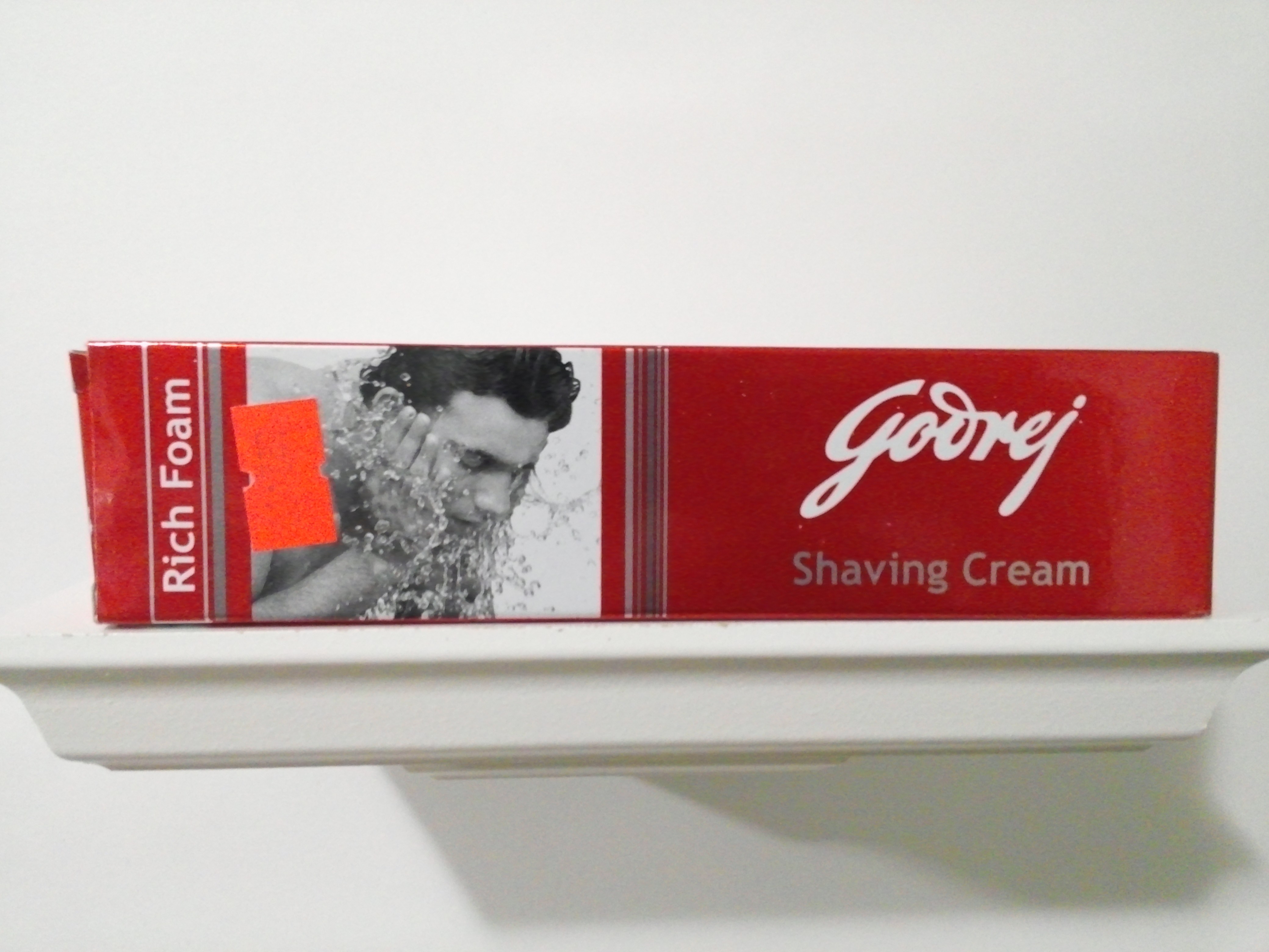 Goodrej Shaving Cream Rich Foam 70 grm Goodrej Shaving Cream Rich Foam 70 grm