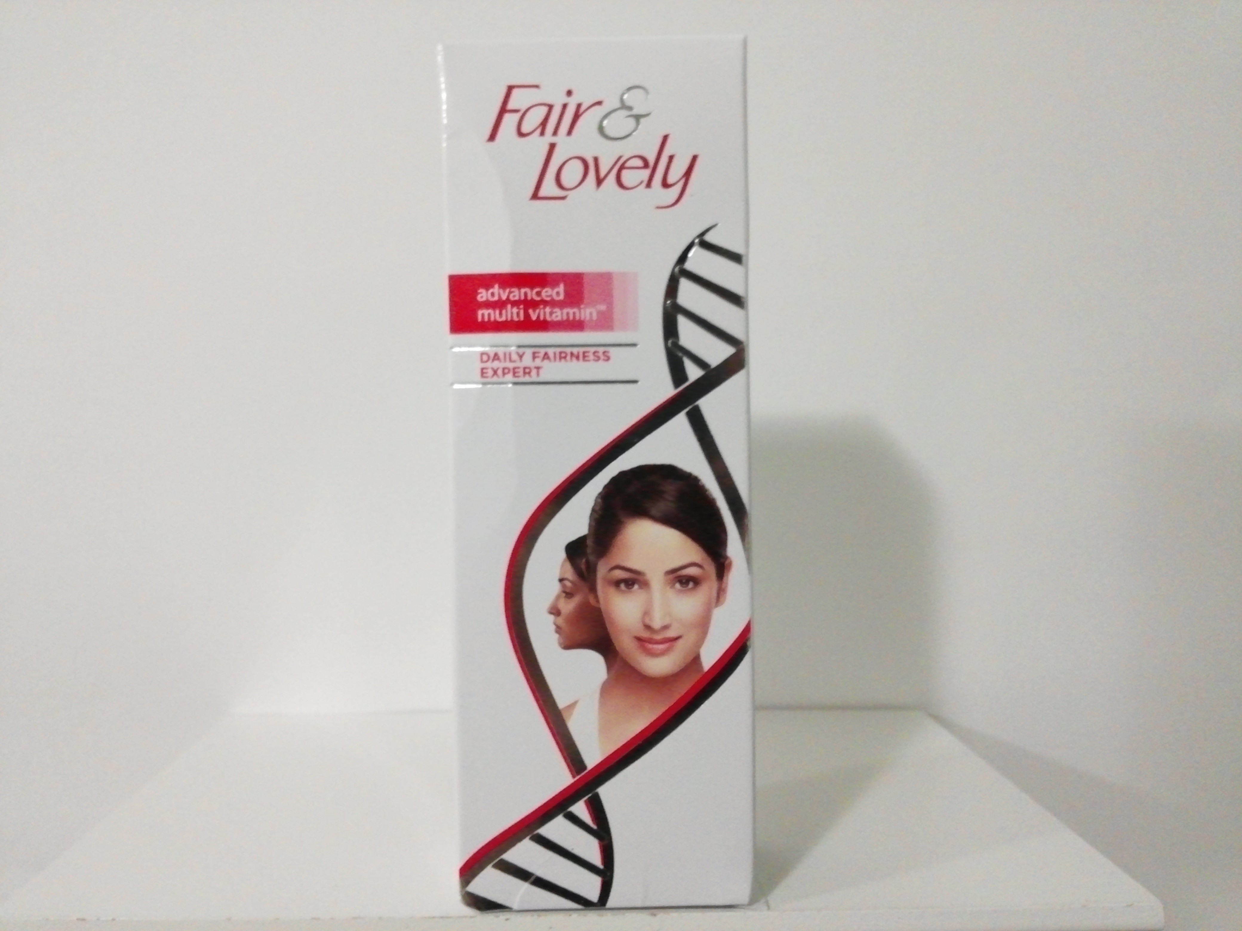 Fair & Lovely Advanced Multi Vitamin Face Cream 80 grm Fair & Lovely Advanced Multi Vitamin Face Cream 80 grm