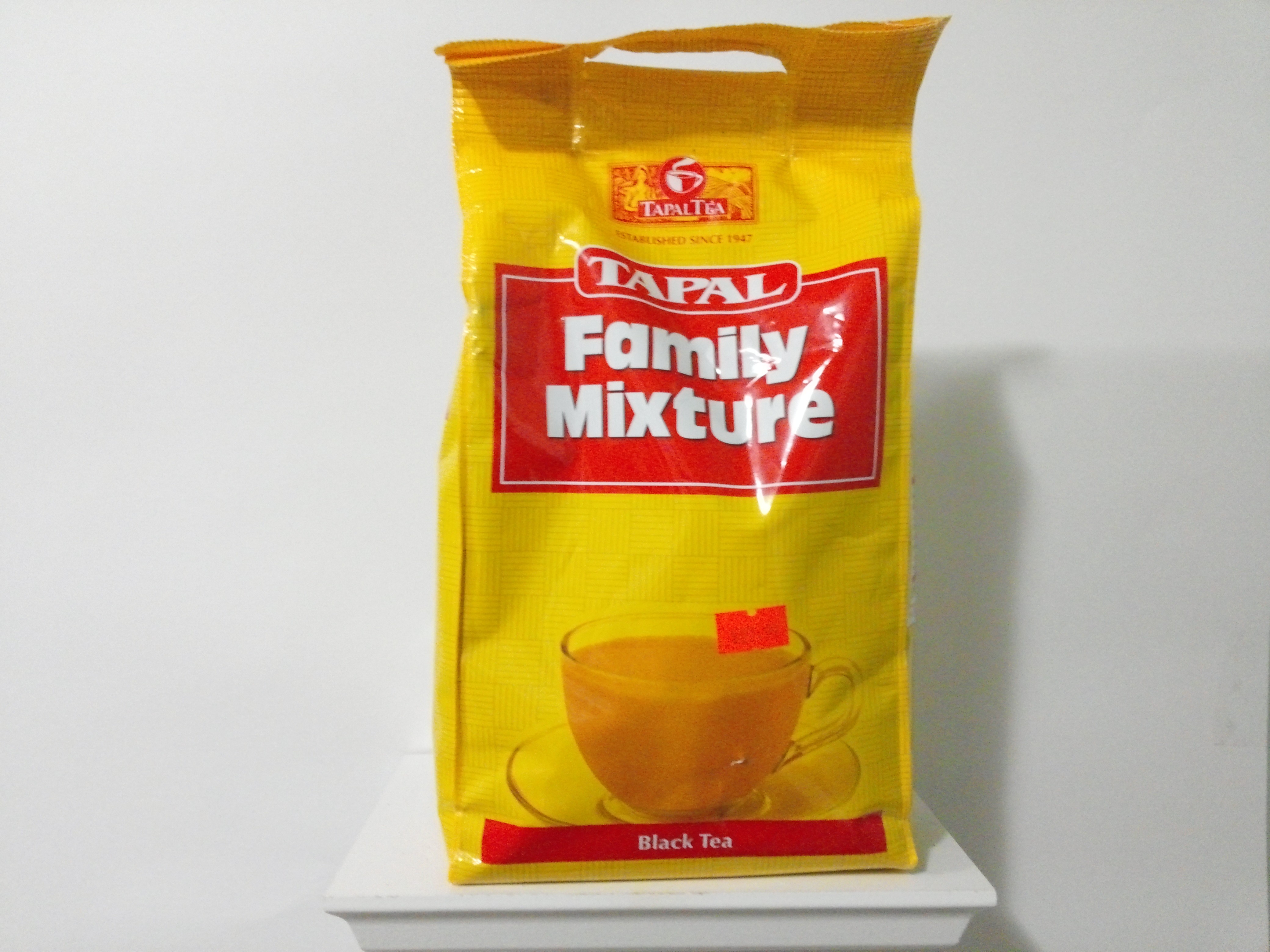 Tapal Family Mixture Tea Economy Pack 900 grm Tapal Family Mixture Tea Economy Pack 900 grm