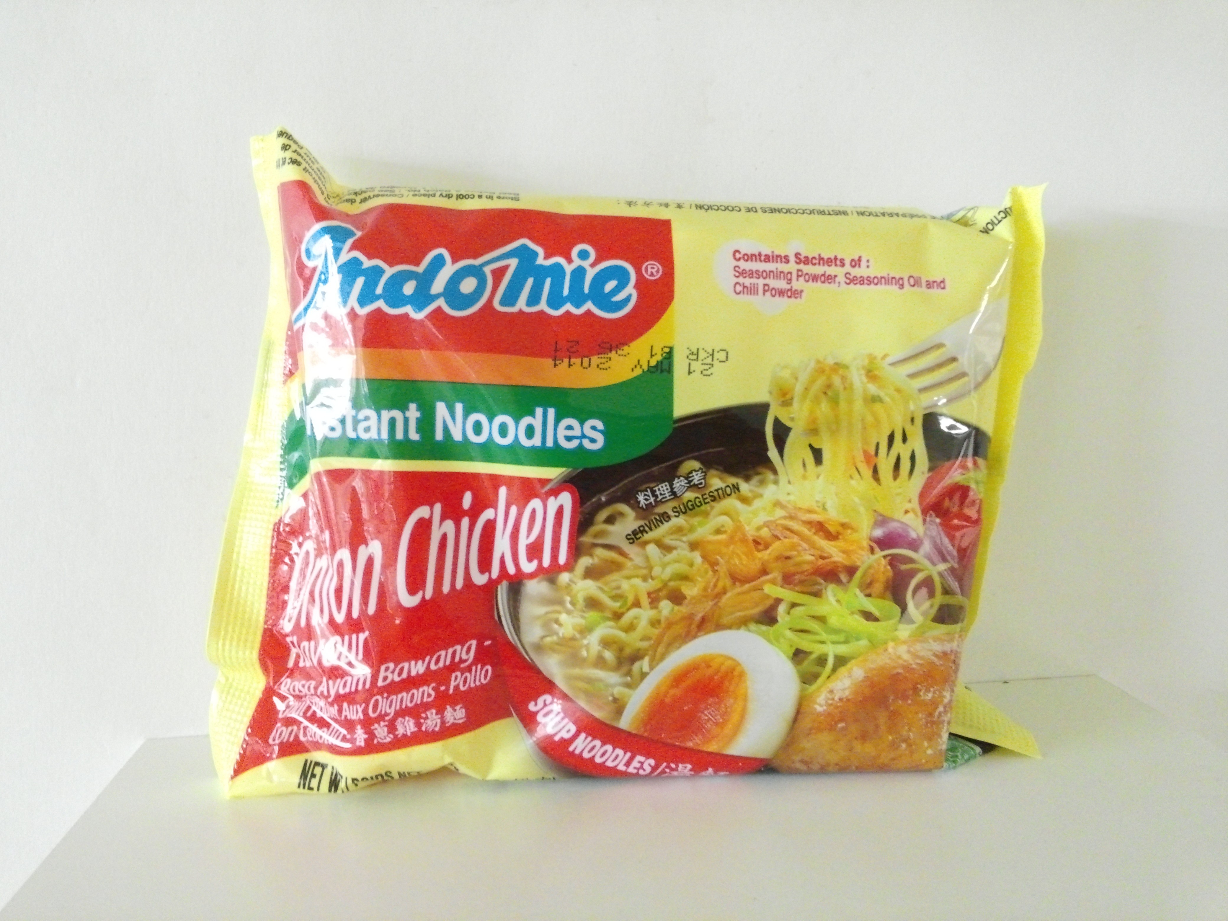Indomie Onion Chicken Flavour Instant Noodles 2.65 oz