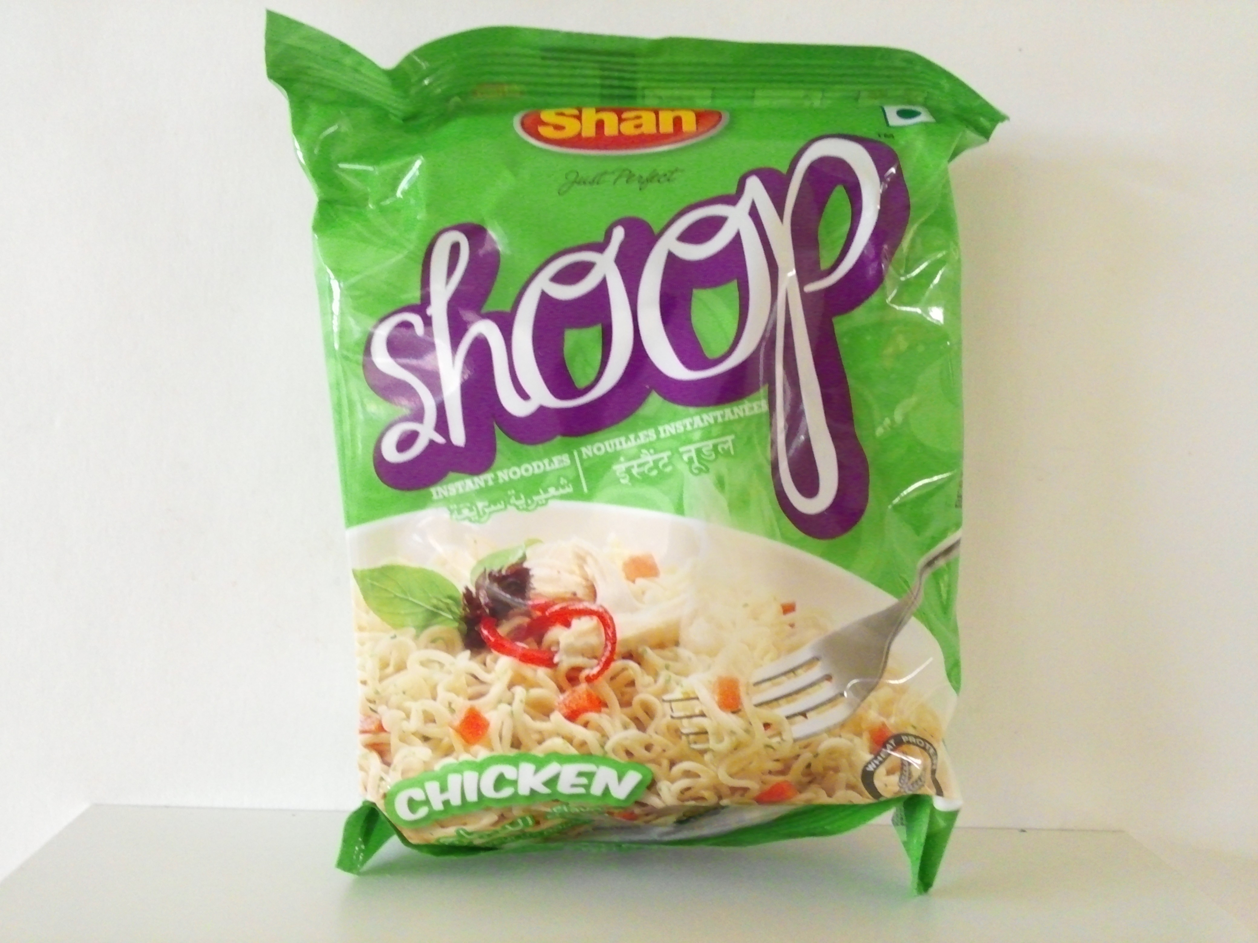 Shoop Chicken Flavour Instant Noodles 70 grm