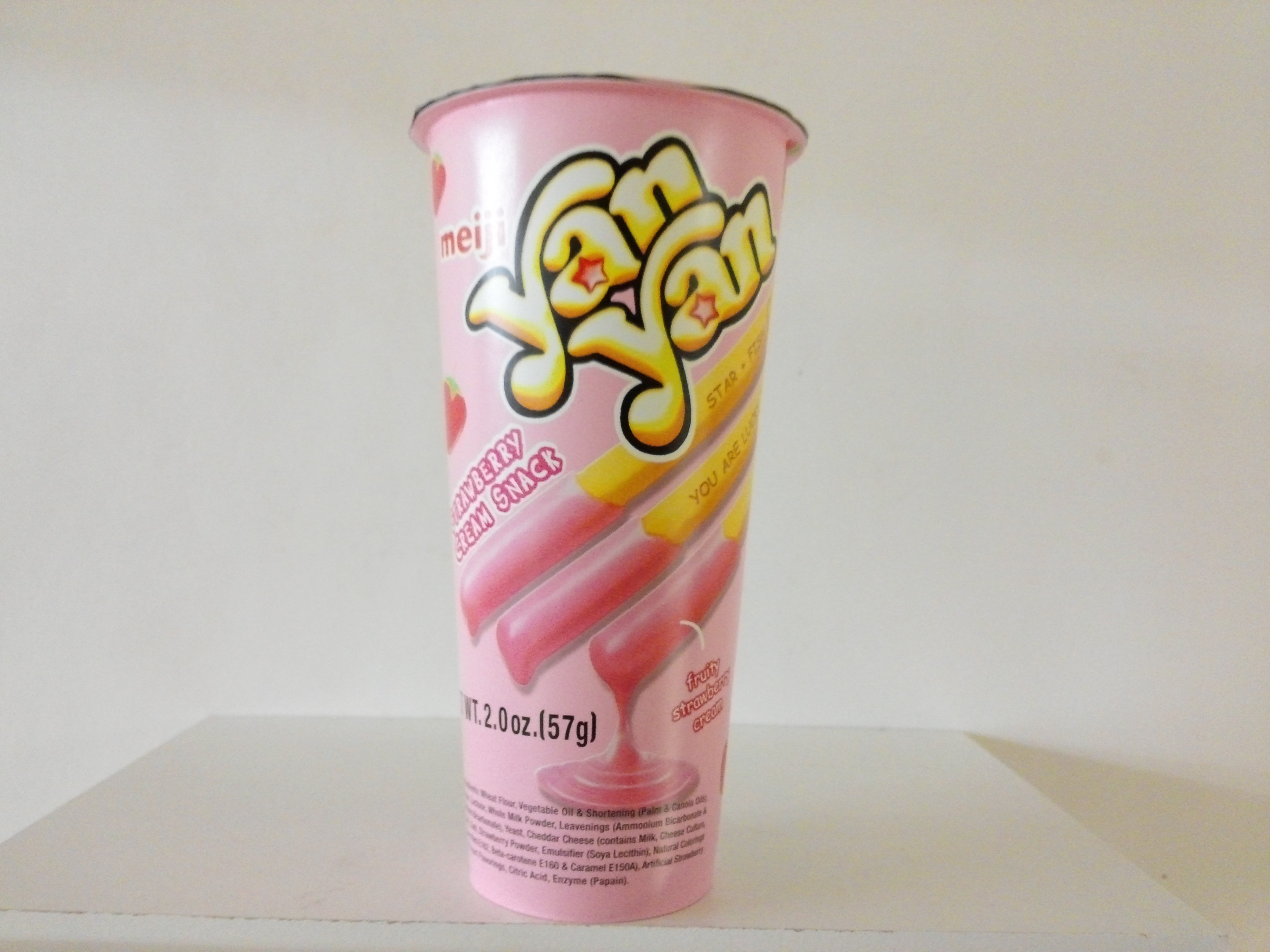 Yan Yan Strawberry Cream Dip 2 oz 