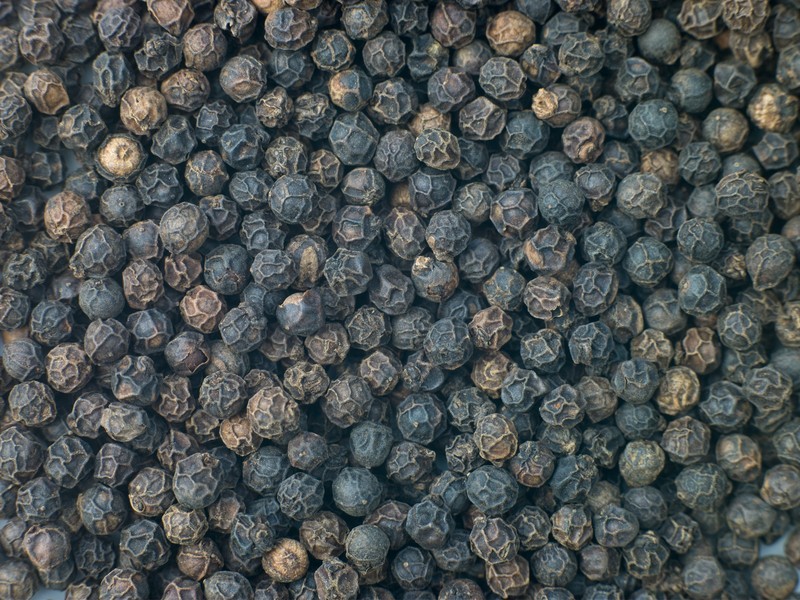 Whole Black Pepper 3.5 oz